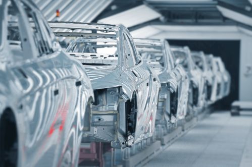 小鵬汽車年度毛利率首次轉(zhuǎn)正，營(yíng)收近60億，押注智能化與云計(jì)算設(shè)備銷售厚積薄發(fā)